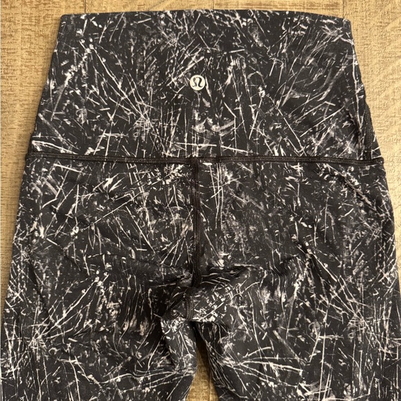 Lululemon Wunder Under Tight Leggings Black
Gray Alpine Allouette Size 4 - Picture 6 of 10